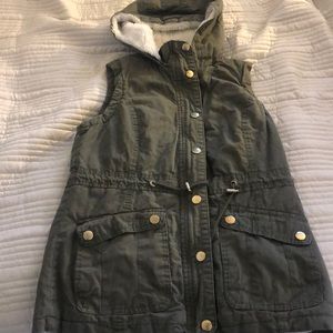 Green cargo vest